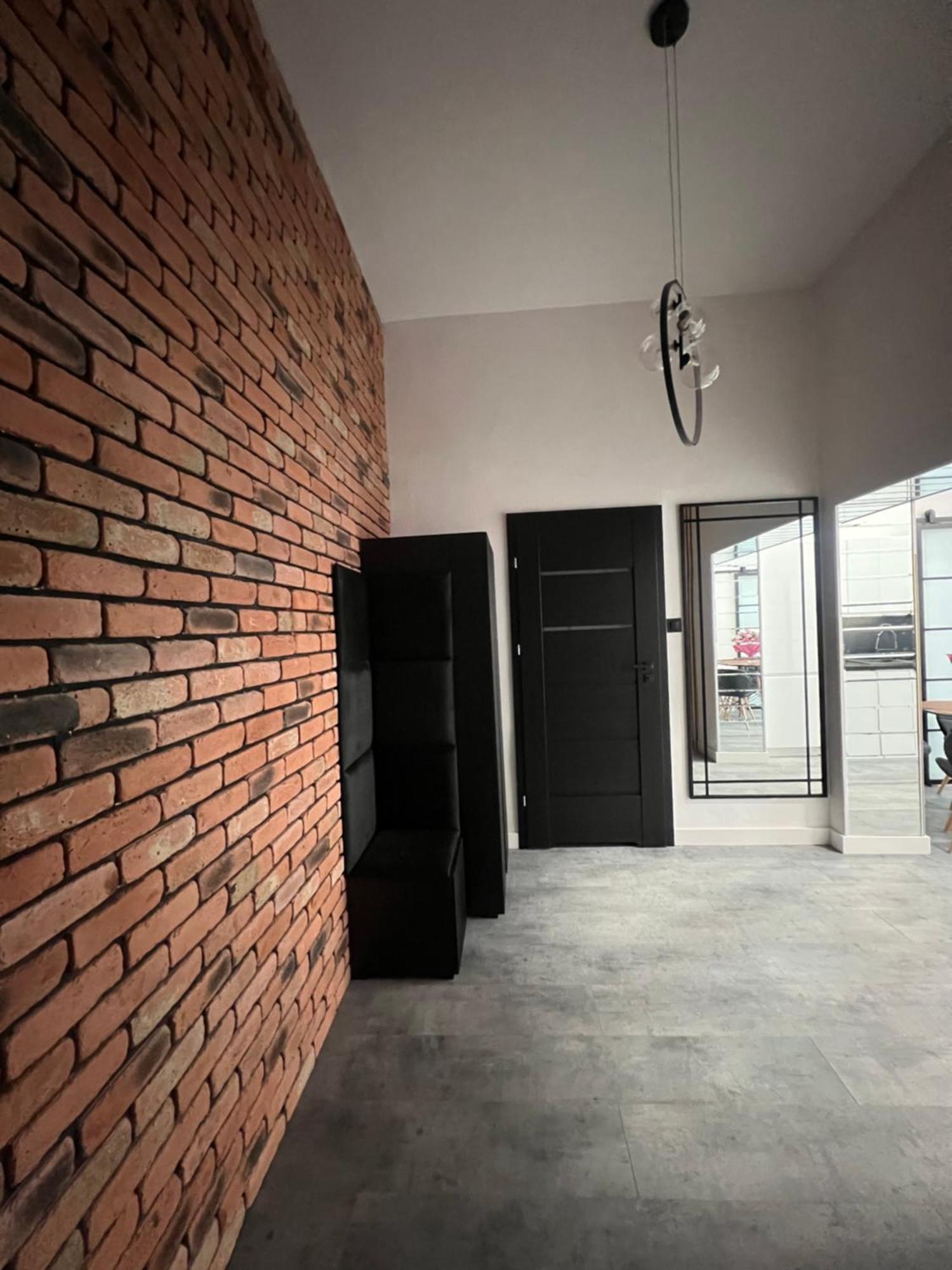 Loft W Centrum Z Jacuzzi Wrocław Kültér fotó